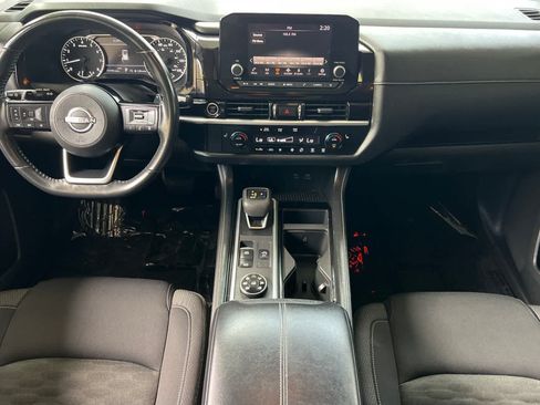 Used 2022 Nissan Pathfinder SV AWD/4WD image 4