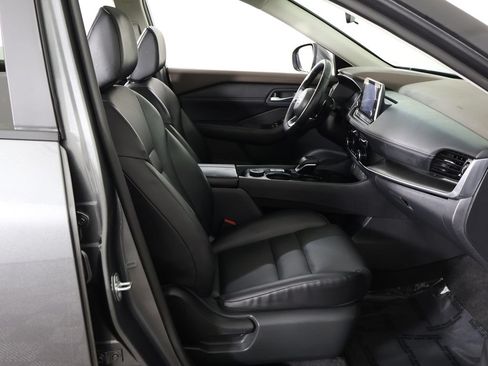Used 2023 Nissan Rogue SV w/ SV Premium Package AWD/4WD image 34