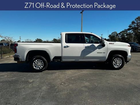 Used 2024 Chevrolet Silverado 3500 LTZ image 10