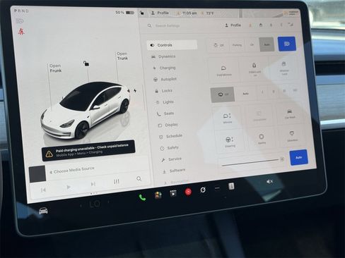 Used 2023 Tesla Model 3 Standard Range image 16