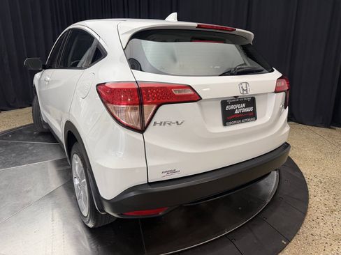 Used 2016 Honda HR-V LX image 7