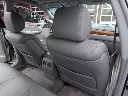 Used 2005 Lexus ES 330 image 33