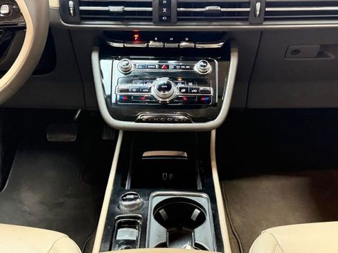Used 2022 Lincoln Corsair FWD image 14
