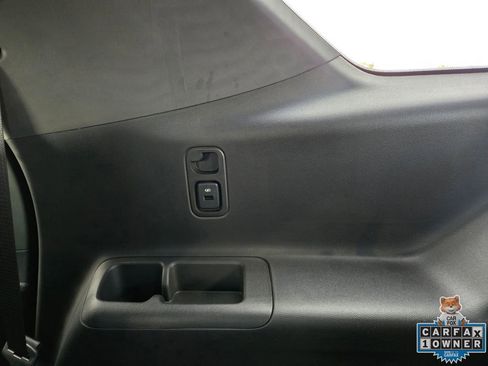 Used 2024 Chevrolet Traverse RS image 49