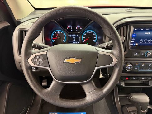 Used 2020 Chevrolet Colorado W/T w/ WT Convenience Package RWD image 21