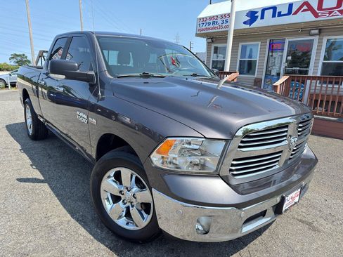 Used 2017 RAM 1500 Big Horn AWD/4WD image 2
