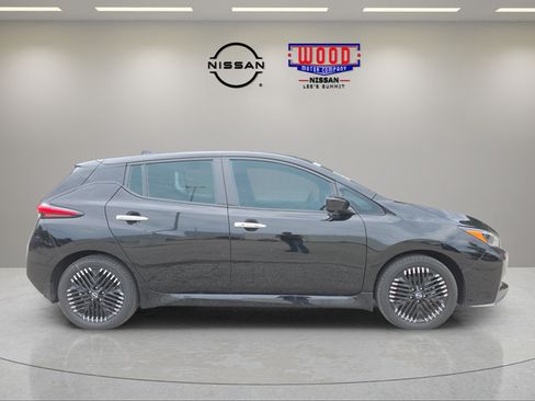 Used 2025 Nissan Leaf SV Plus FWD image 2