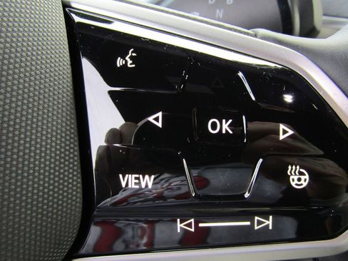 New 2025 Volkswagen ID. Buzz Pro S image 27