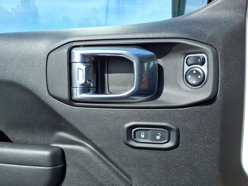 Used 2025 Jeep Wrangler Unlimited Rubicon 4xe w/ Safety Group image 6