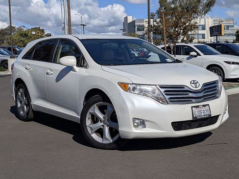 Used 2009 Toyota Venza image 3