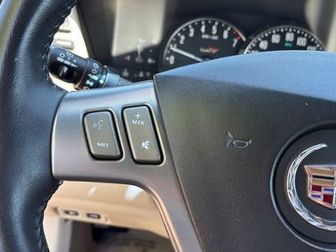 Used 2006 Cadillac XLR V RWD image 23