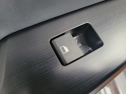 New 2025 Kia EV6 Wind image 15