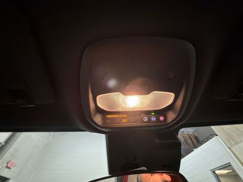 Certified 2024 Buick Envista Sport Touring w/ Convenience I Package image 22