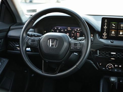 Used 2024 Honda Accord EX-L image 27