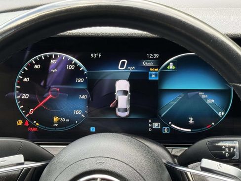 Used 2023 Mercedes-Benz E 350 4MATIC Sedan image 29