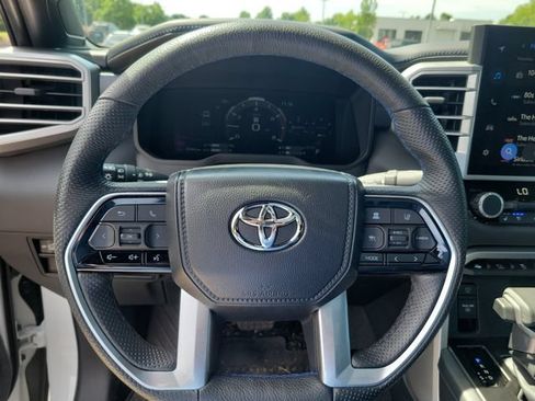 Used 2023 Toyota Tundra Platinum AWD/4WD image 16