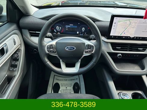 Used 2026 Ford Explorer Active RWD image 14