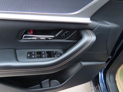 Certified 2025 MAZDA CX-90 Plug-In Hybrid w/Premium Sport image 25