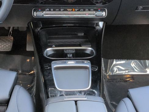 Used 2024 Mercedes-Benz CLA 250 image 18