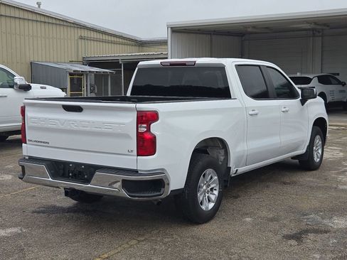 Used 2024 Chevrolet Silverado 1500 LT RWD image 2