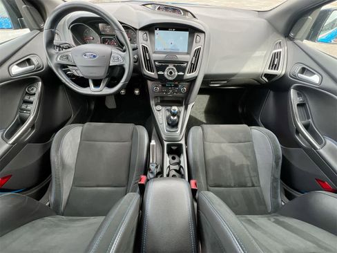 Used 2018 Ford Focus RS image 15