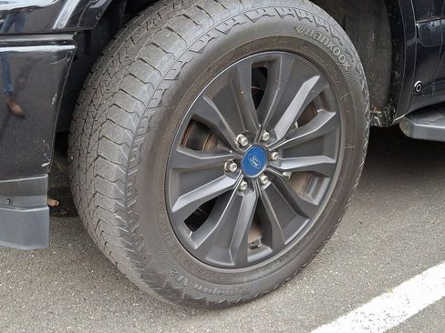 Used 2020 Ford F150 Lariat w/ Equipment Group 502A Luxury image 6