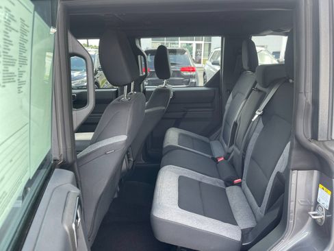 Used 2025 Ford Bronco 4-Door AWD/4WD image 14