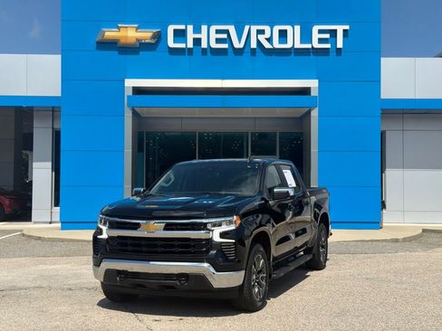 Used 2023 Chevrolet Silverado 1500 LT AWD/4WD image 1