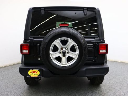 Used 2020 Jeep Wrangler Sport AWD/4WD image 6