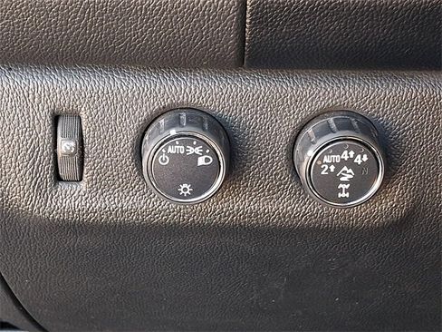 Used 2018 Chevrolet Colorado ZR2 image 24