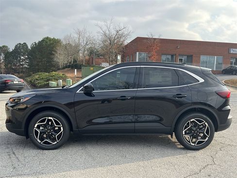 New 2026 Ford Escape Platinum w/ Premium Technology Package image 25