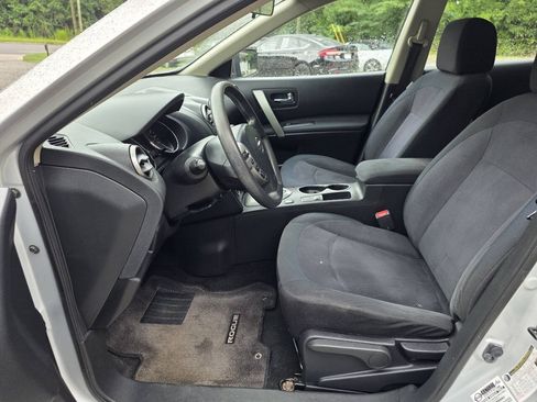 Used 2014 Nissan Rogue S w/ Convenience Package AWD/4WD image 10