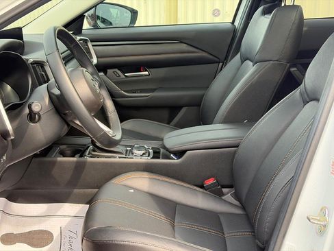 Certified 2025 MAZDA CX-50 AWD 2.5 Hybrid w/ Premium Pkg image 4