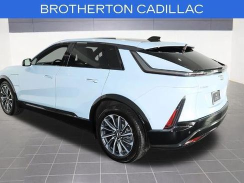 Certified 2024 Cadillac Lyriq Sport AWD/4WD image 4