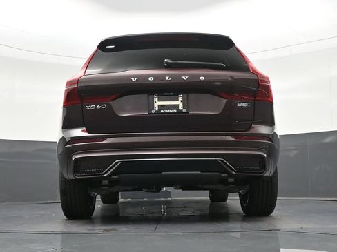 Used 2026 Volvo XC60 B5 Plus AWD/4WD image 25