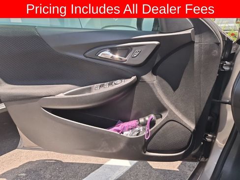 Used 2024 Chevrolet Malibu RS FWD image 11
