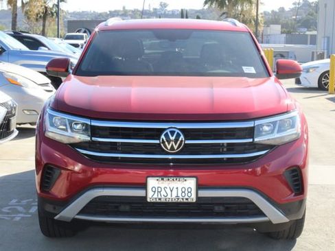 Used 2023 Volkswagen Atlas Cross Sport SE image 2