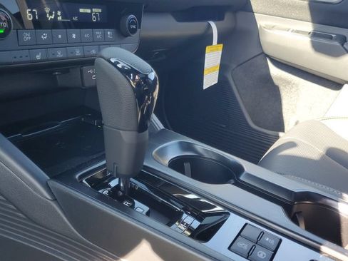 New 2026 Subaru Outback Limited AWD/4WD image 22