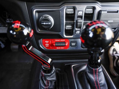 Used 2020 Jeep Wrangler Unlimited Rubicon AWD/4WD image 63