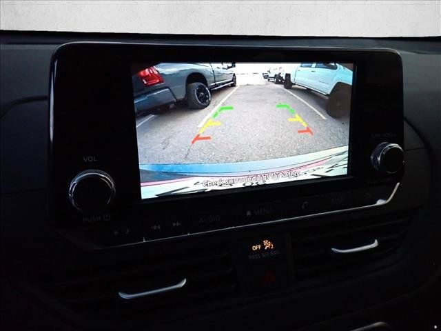 Used 2024 Nissan Altima 2.5 S FWD image 4