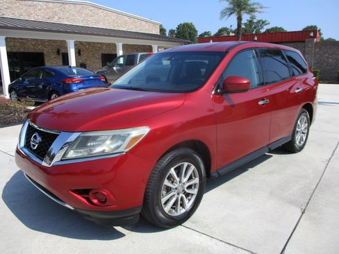 Used 2013 Nissan Pathfinder S FWD image 30