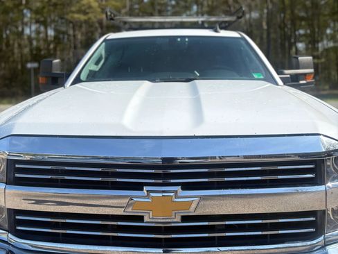 Used 2017 Chevrolet Silverado 2500 W/T w/ WT Convenience Package image 9