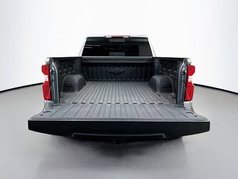 Used 2025 Chevrolet Silverado 1500 LT Trail Boss w/ Convenience Package II AWD/4WD image 29