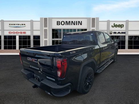 Used 2021 GMC Sierra 1500 Elevation w/ X31 Off-Road Package image 3
