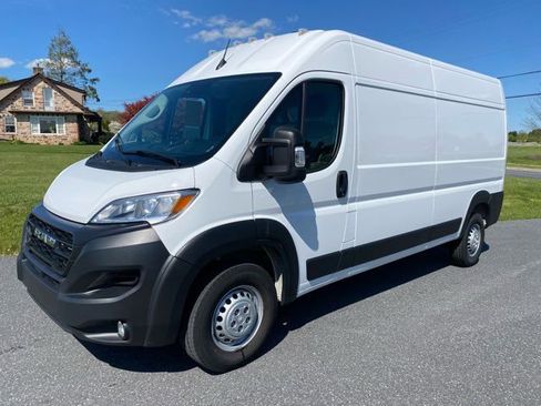 Used 2025 RAM ProMaster 3500 w/ Convenience Group FWD image 1