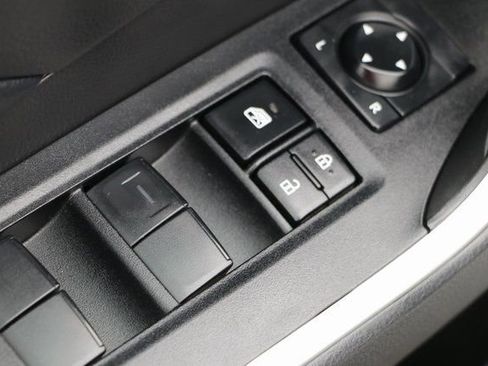 Used 2023 Toyota RAV4 LE image 27