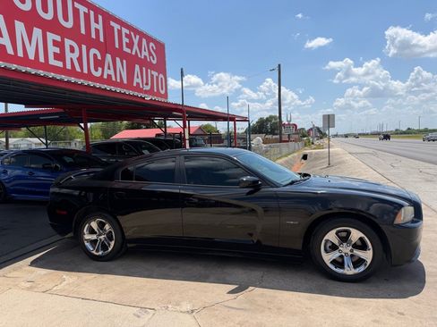 Used 2013 Dodge Charger R/T RWD image 27