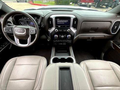 Used 2019 GMC Sierra 1500 SLT RWD image 16