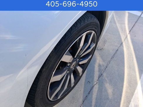 Used 2015 Honda Civic EX-L image 10