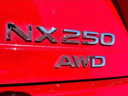 Used 2022 Lexus NX 250 AWD image 8
